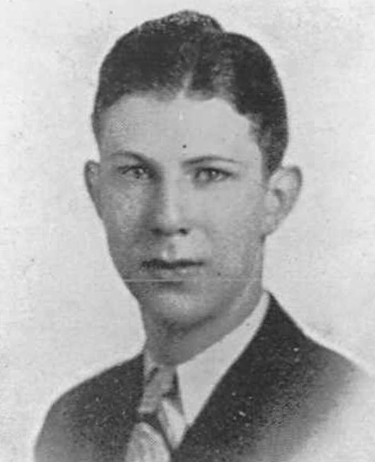 A black and white yearbook photograph of Aaron T. Beck from Hope High School in 1939. He is depicted as a young man with neatly combed hair, wearing a suit and tie.